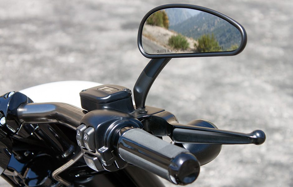 throttle jockey harleys cvo pro street breakout is low but not slow 2016 hd mirror