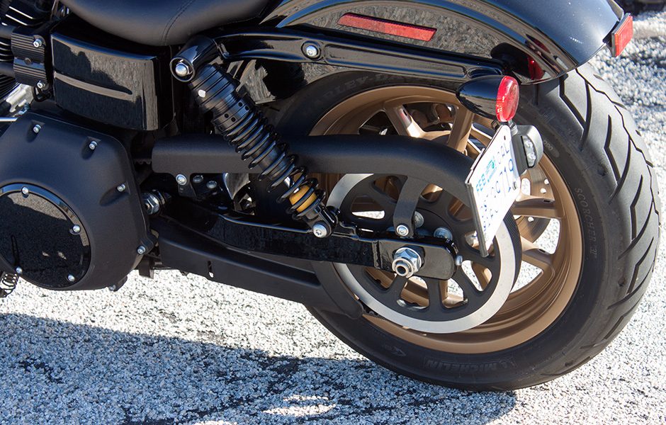throttle jockey yell yahoo in your helmet with harleys hotrod low rider s 2016 hd lrs beltshock