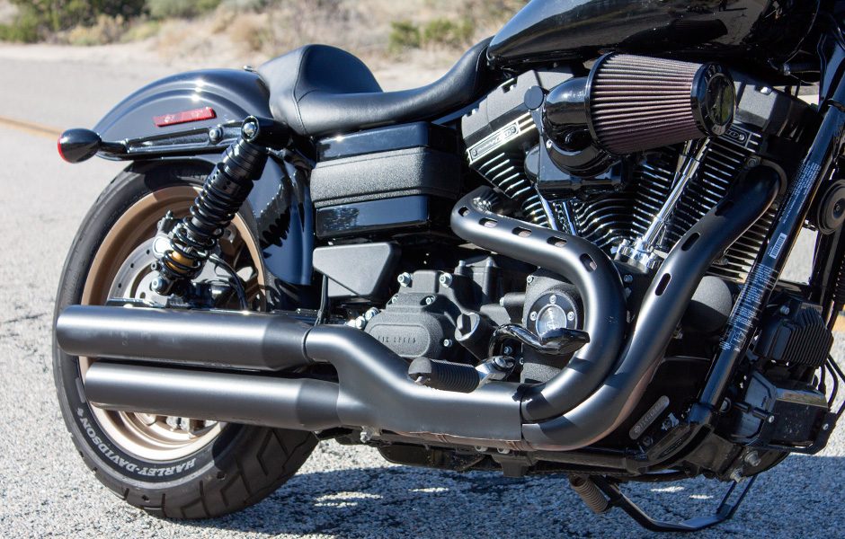 throttle jockey yell yahoo in your helmet with harleys hotrod low rider s 2016 hd lrs pipes