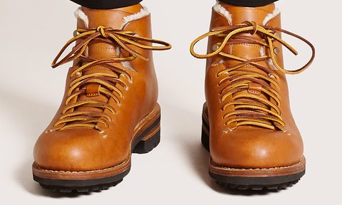 trekking shoes