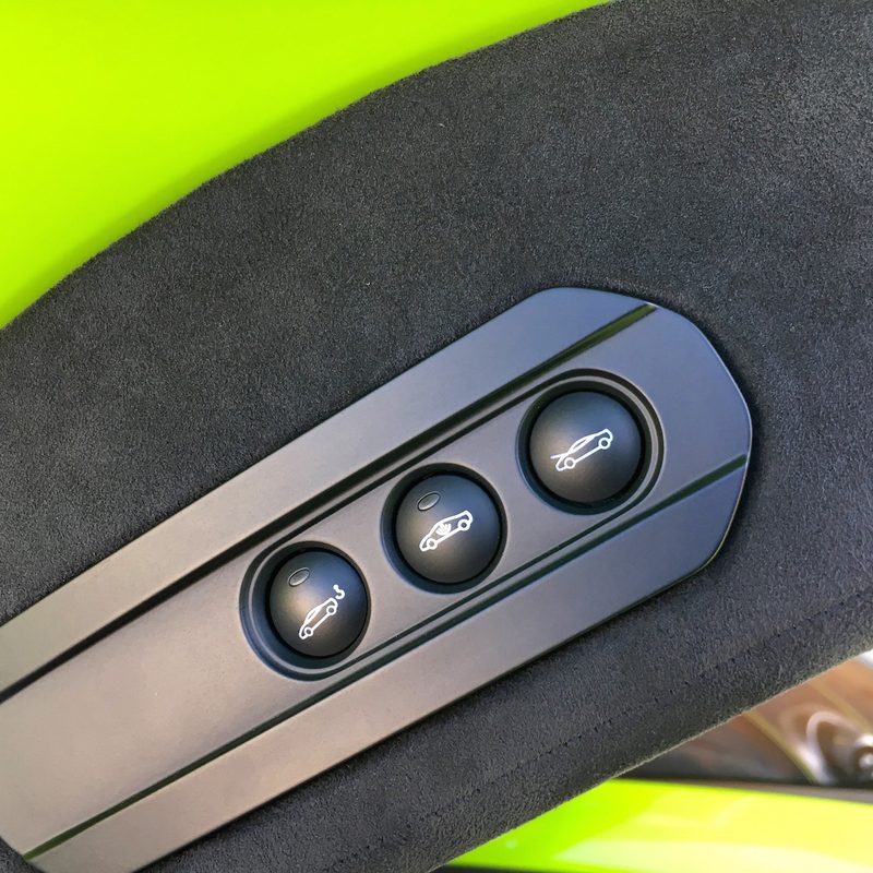 2016 McLaren 675LT