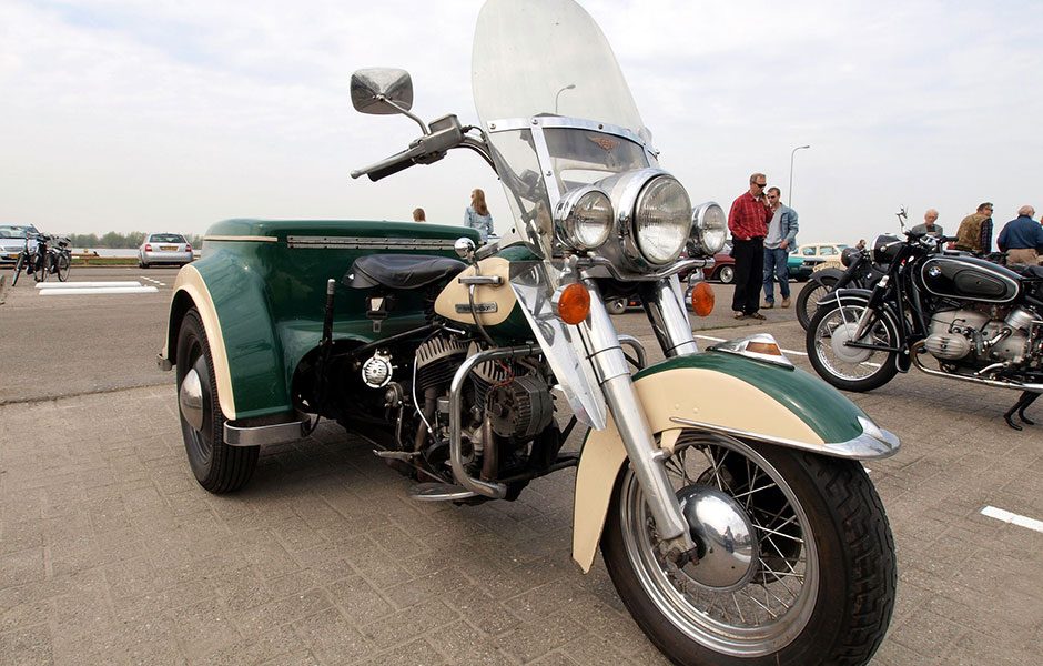 throttle jockey motorcycling to the power of three harley servi car