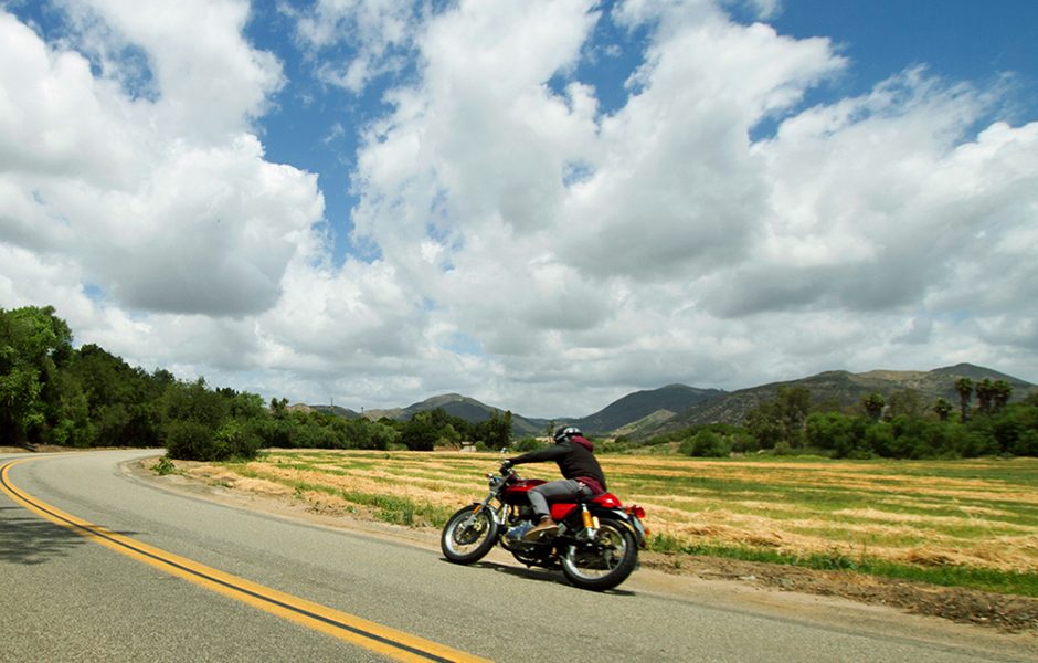 throttle jockey the classic and new motorcycles of royal enfield 13