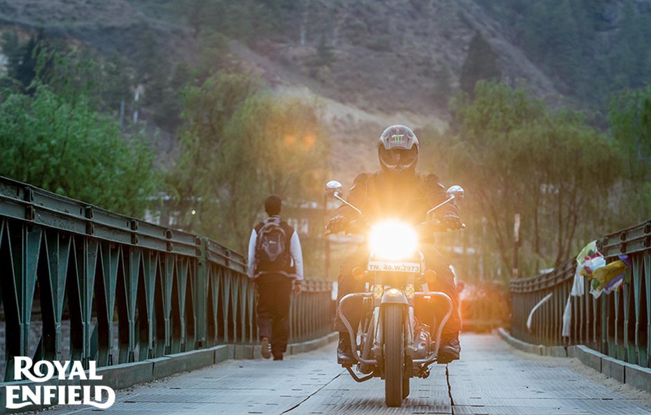 throttle jockey the classic and new motorcycles of royal enfield 2