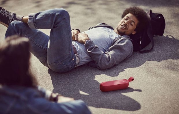 libratone-too-bluetooth-speaker The Manual