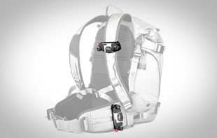 capture camera clip, peak design, demonstration capture camera clip