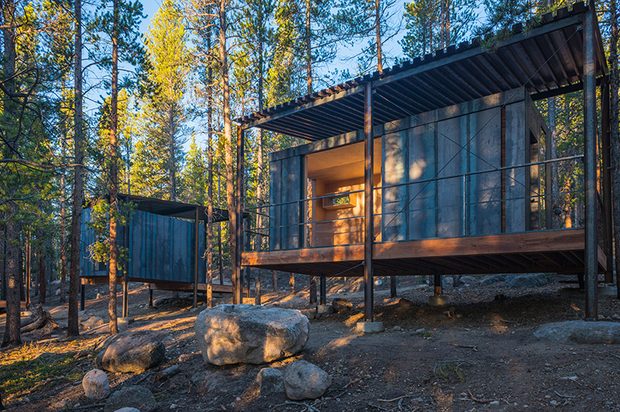 colorado-building-workshop-colorado-outward-bound-school-micro-cabins-designboom-01
