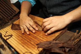 hand rolling'