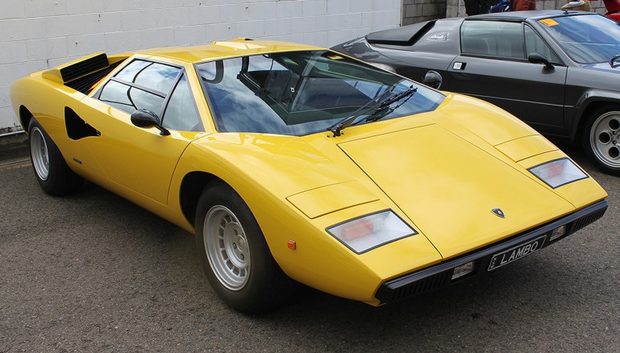 lamborghini-countach-lp-400