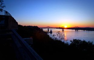 bluff in natchez, mississippi