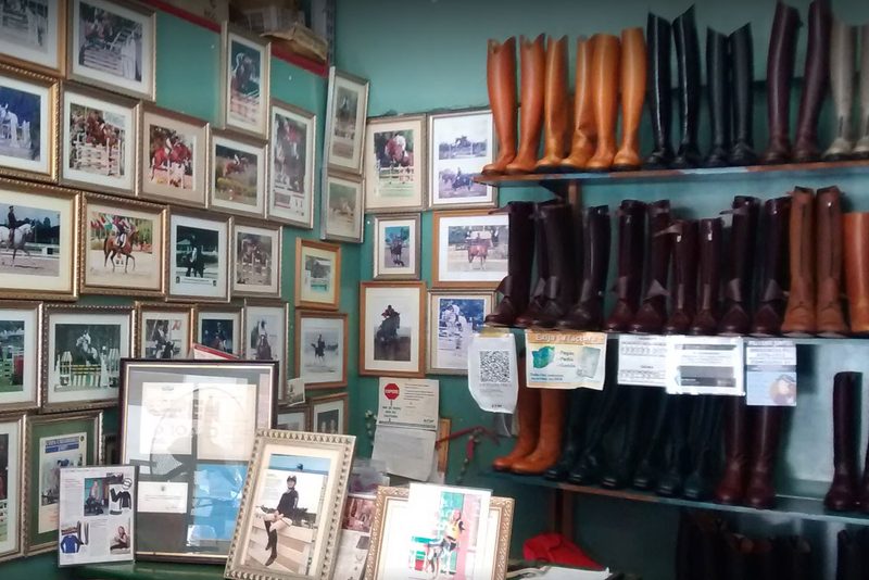 La Casa de Las Botas