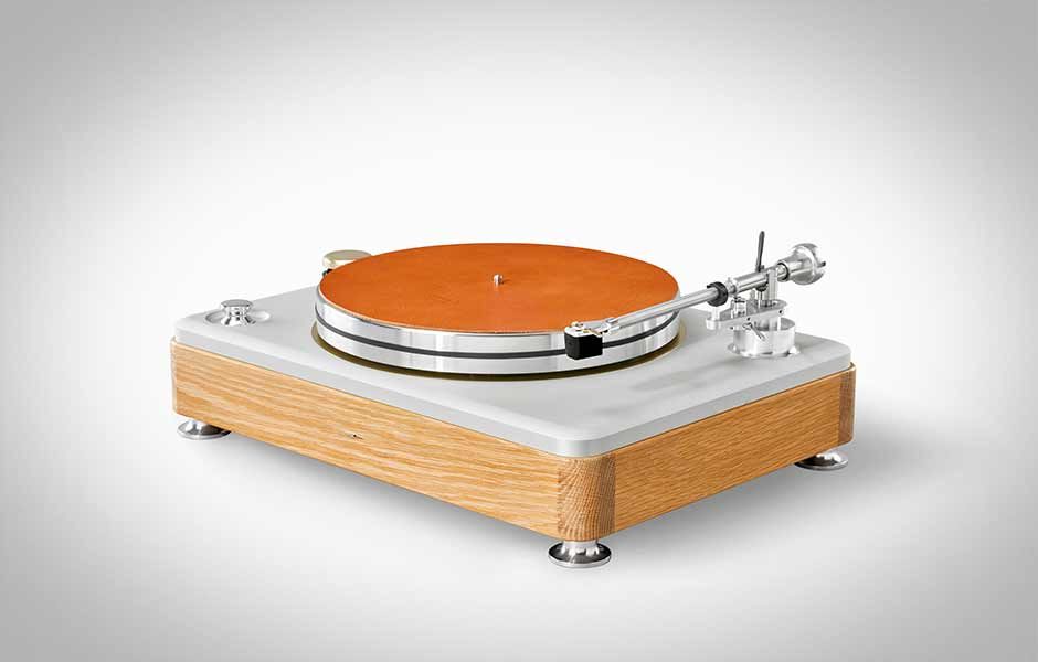 shinola runwell turntable