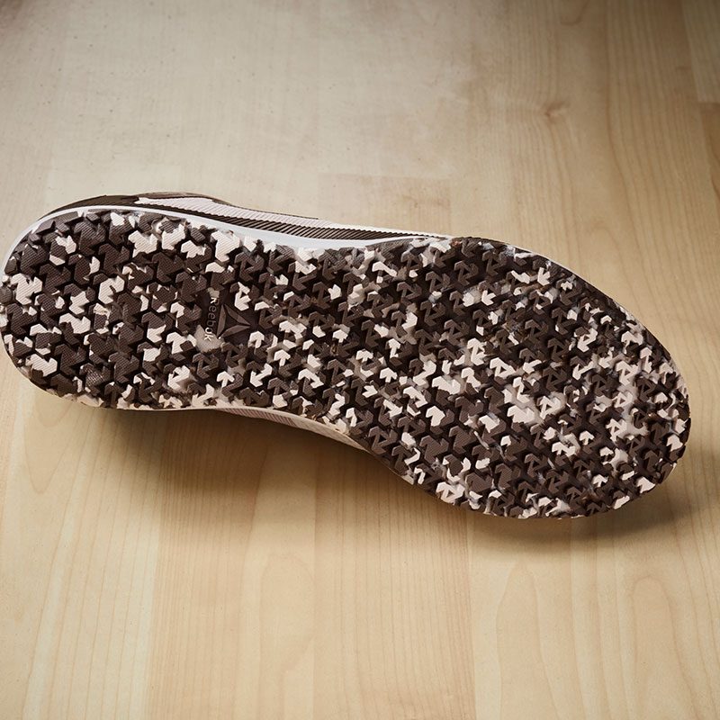 camo sole reebok military shoe
