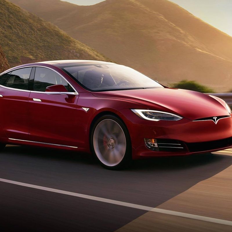 Faster Tesla Model S P100D