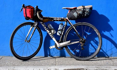Biking Cuba