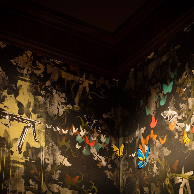 lsxo graffitied wallpaper
