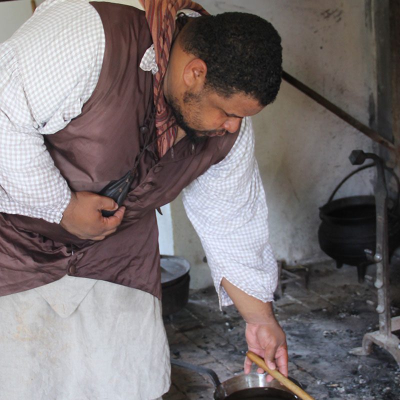 michael twitty historical interpreter colonial williamsburg