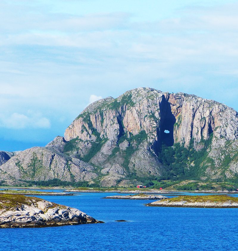 Torghatten