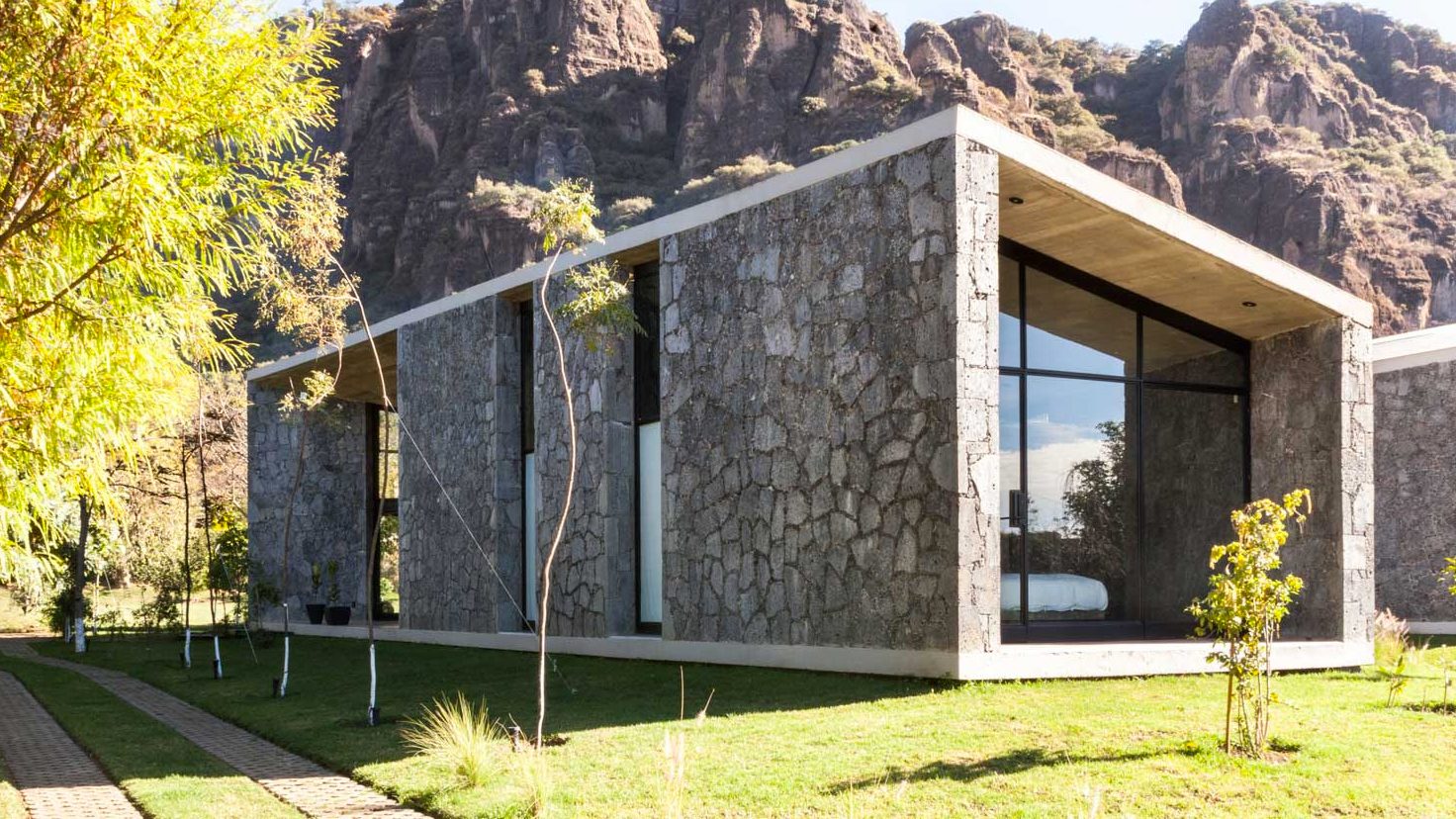 ma house mexican retreat modern 7