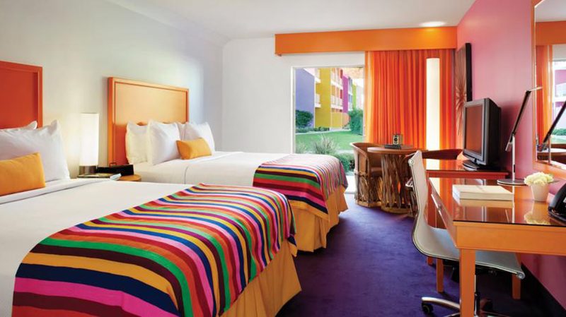 Saguaro-Hotel-Room