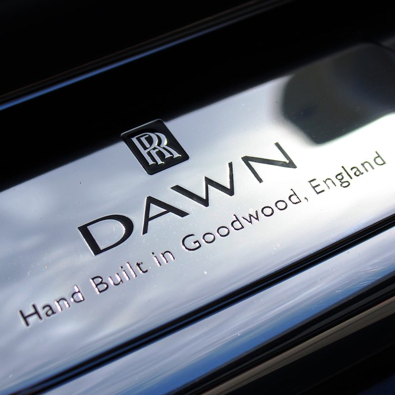 rolls royce dawn 2017 14