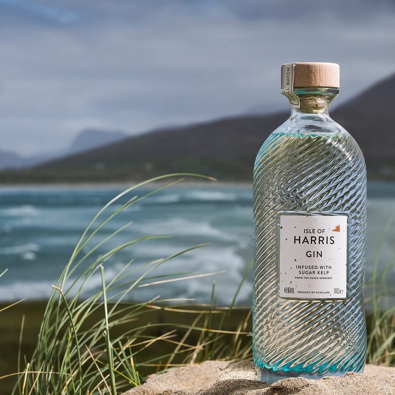 Isle-of-Harris-Gin-Bottle