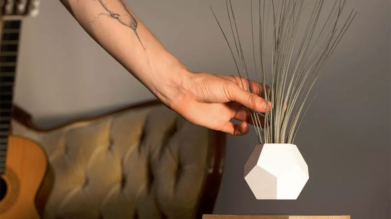 Flyte’s Levitating Planter.