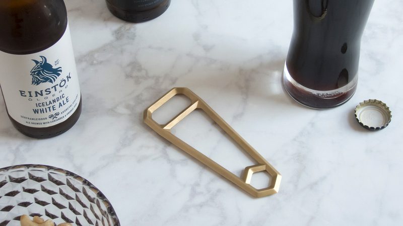 Leverage Handheld bottle opener