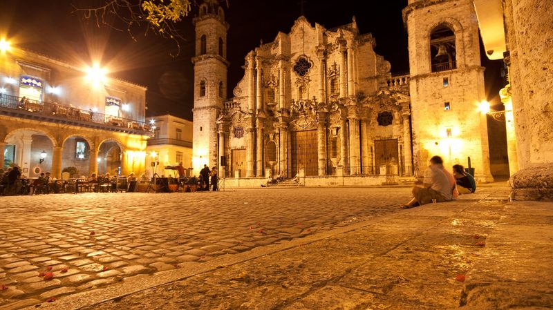 Stock-Cathedral-in-Cuba-Havana