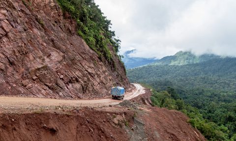 Stock-Most-Dangerous-Road-Yungas,-Bolivia