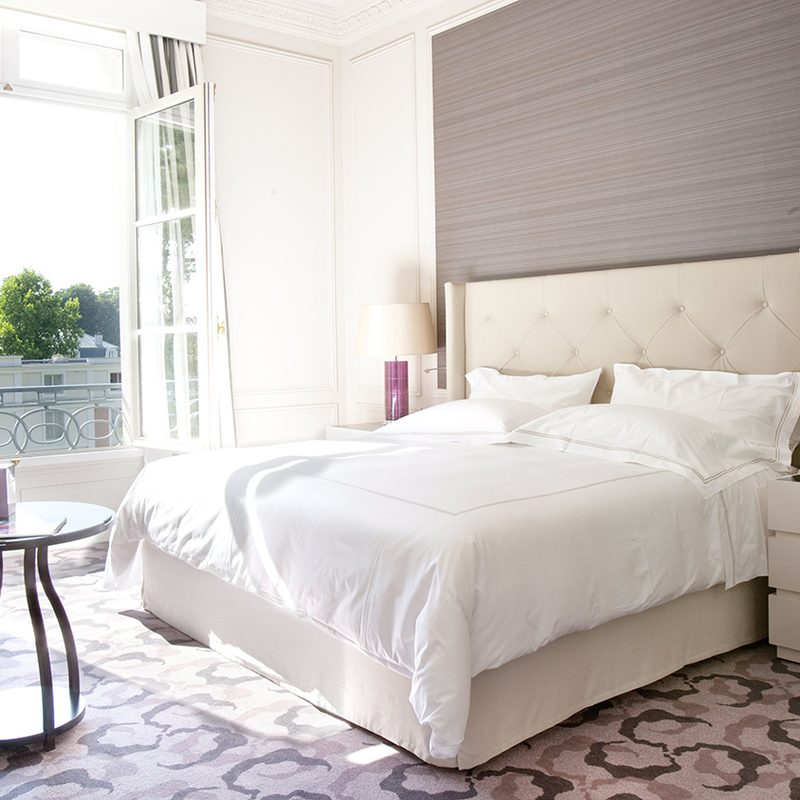 Trianon Palace Versailles, A Waldorf Astoria Hotel Deluxe room garden view