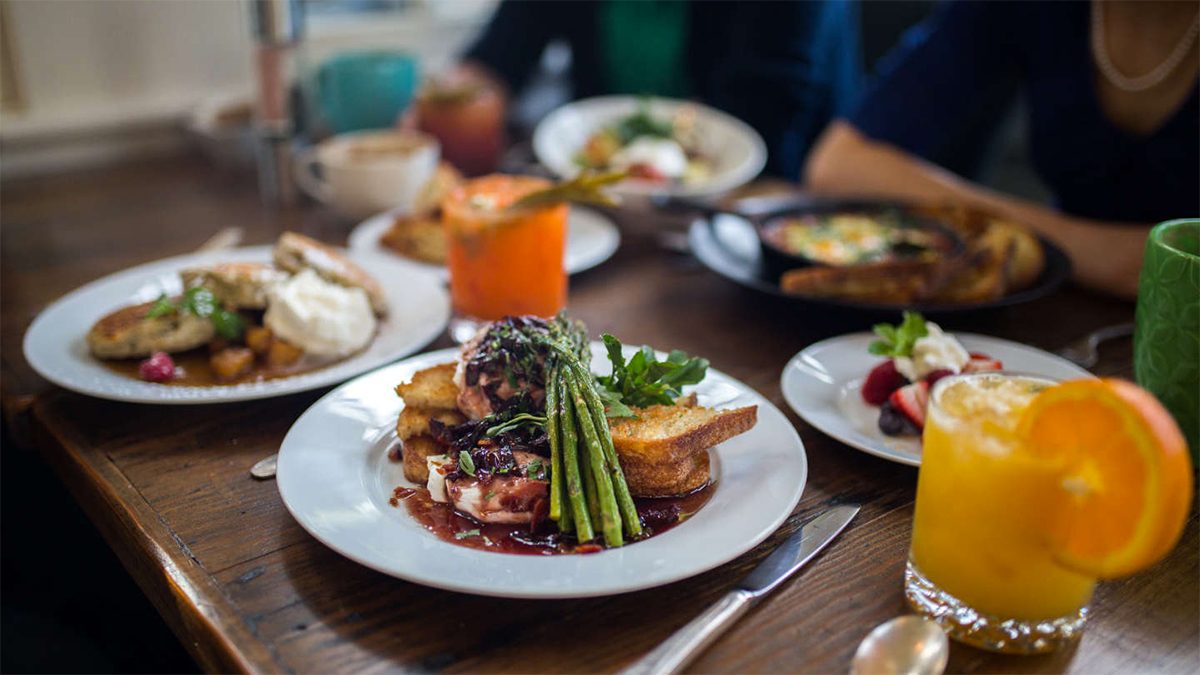 oakhurst inn dining