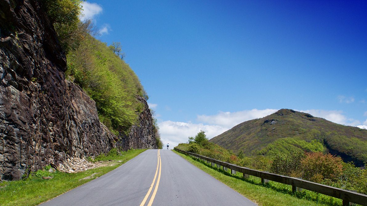 Trek Travel Asheville horizon