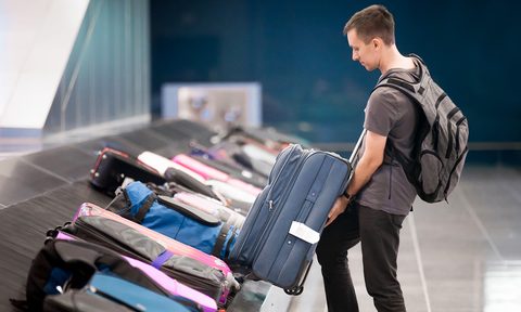 dufl beats baggage claim