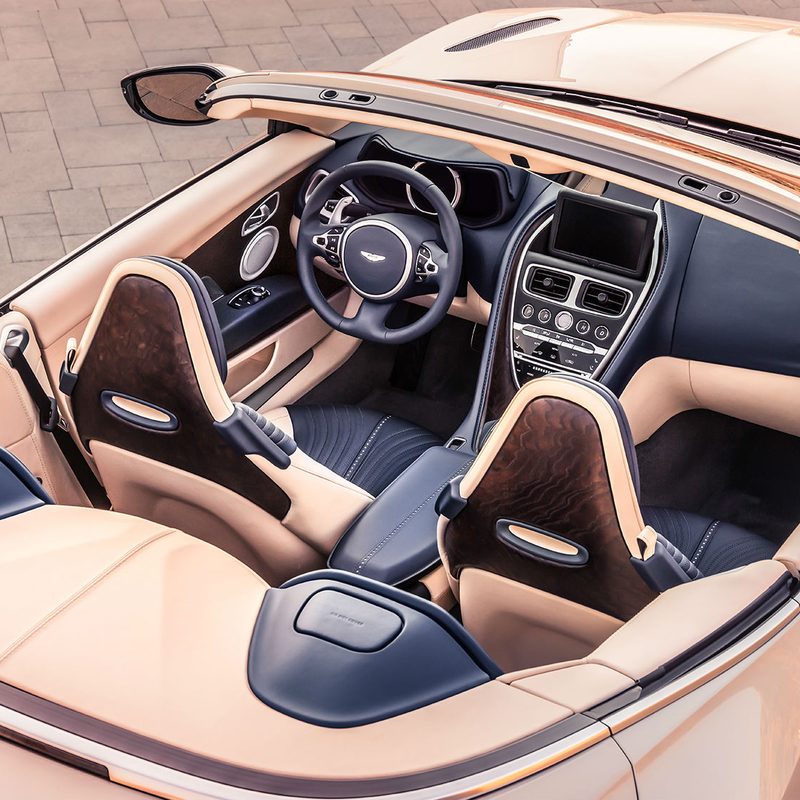 Aston Martin DB11 Volante