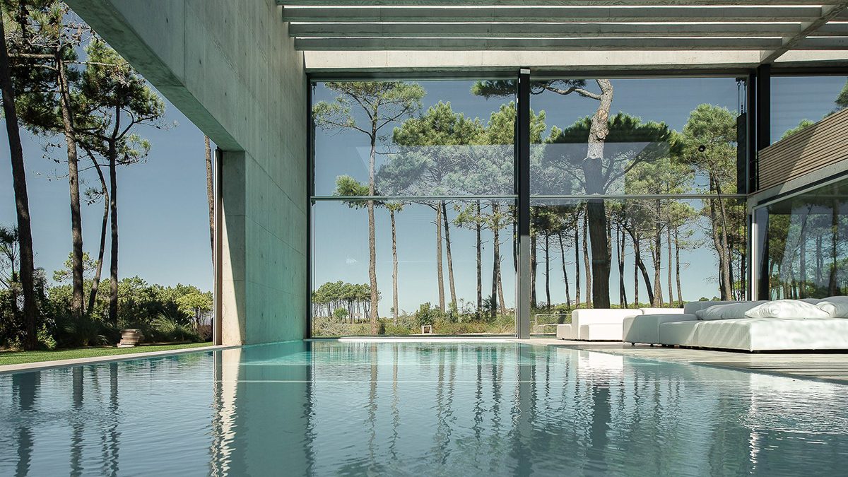 The Wall house glass bottom pool