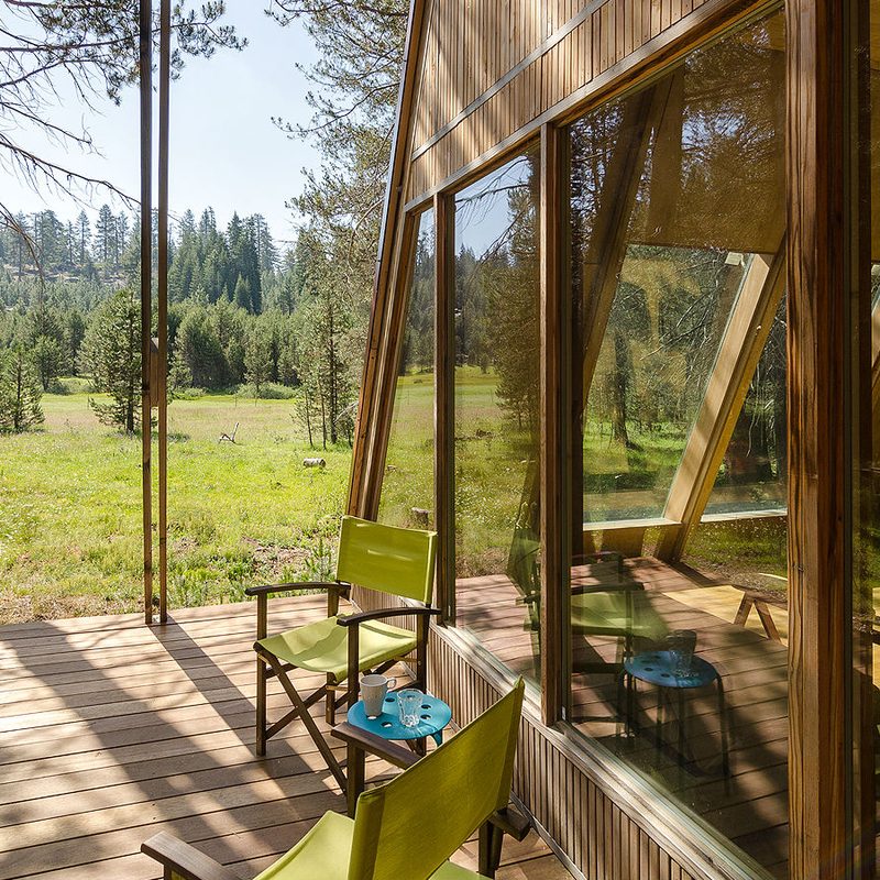 Red A-frame Yosemite Cabin Rental