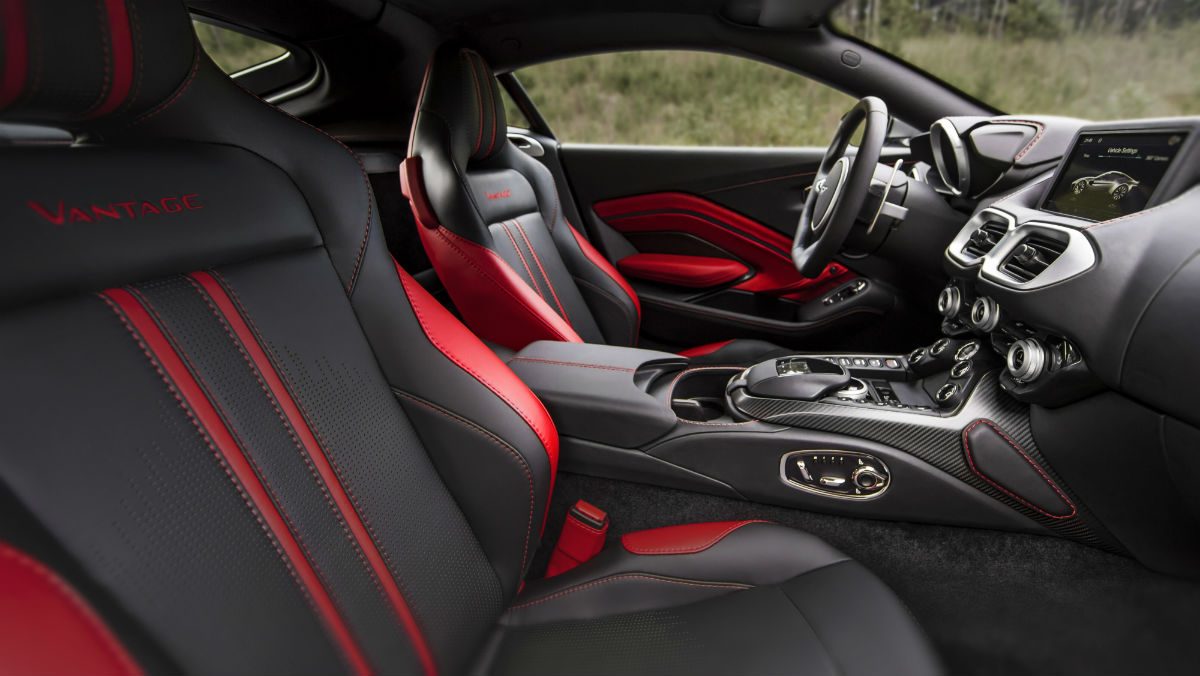 Aston Martin Vantage