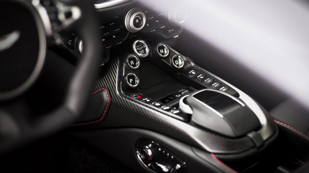 Aston Martin Vantage
