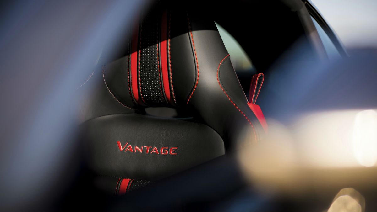 Aston Martin Vantage