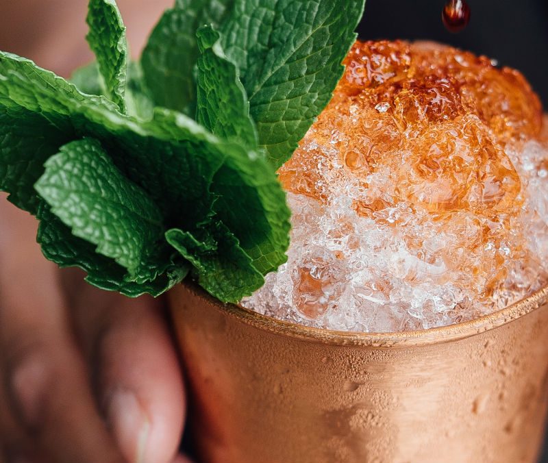 mint julep crushed ice
