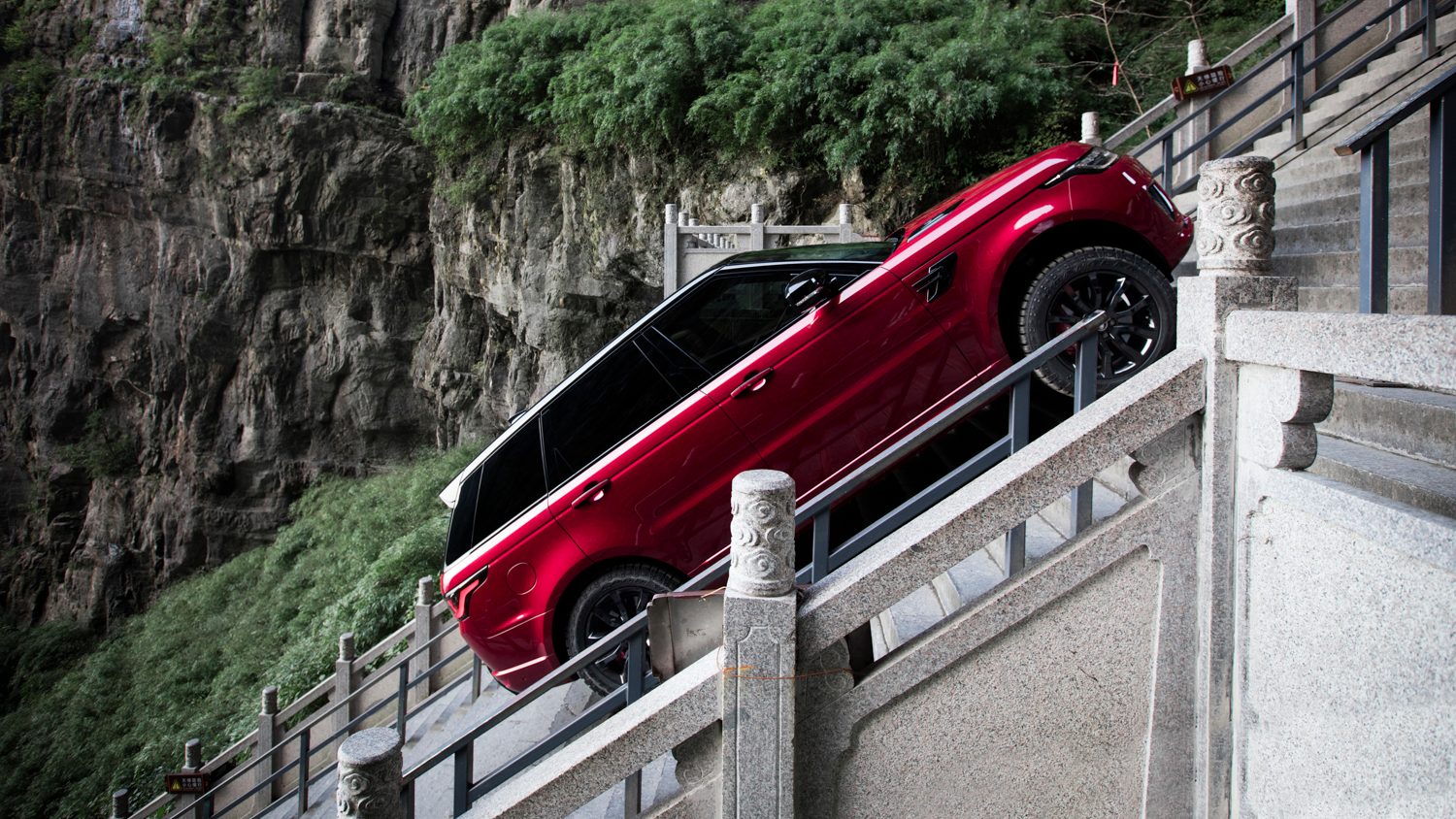 range rover sport heavens gate off road test in china 4