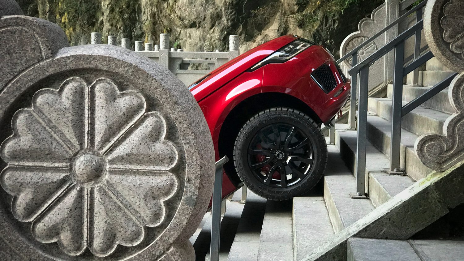 range rover sport heavens gate off road test in china 9