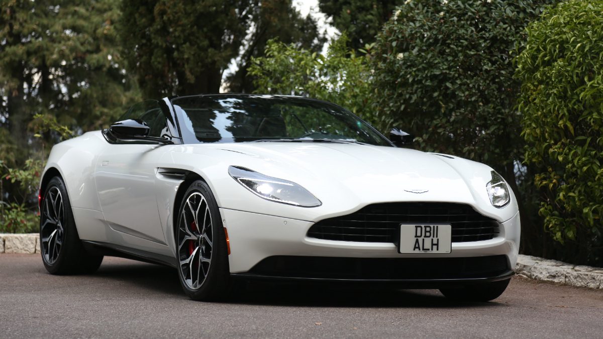 DB11 Volante