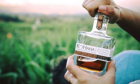 ko-hana-rum-bottle