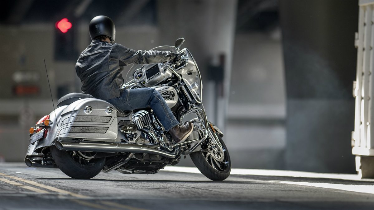 2018 chieftain elite indian motorcycle first look 05