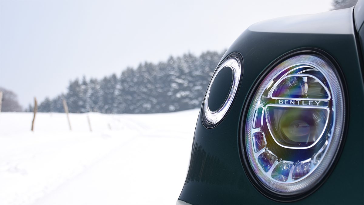 bentley bentayga v8