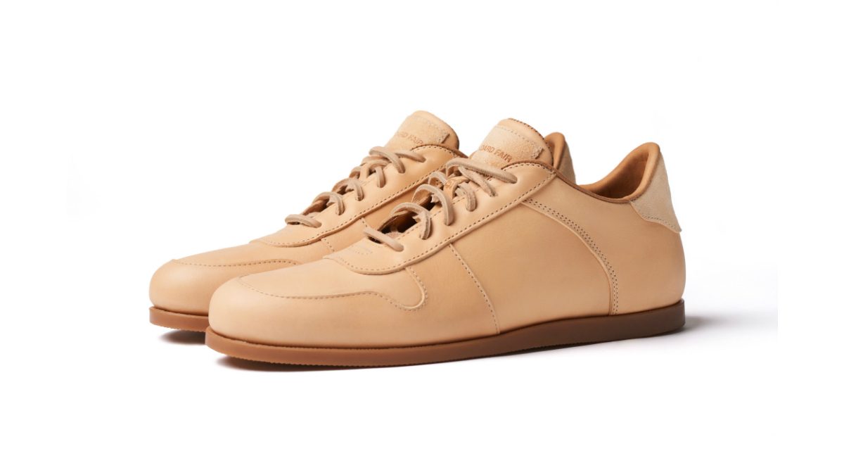 standard fair sport camp shoes honey three quarter