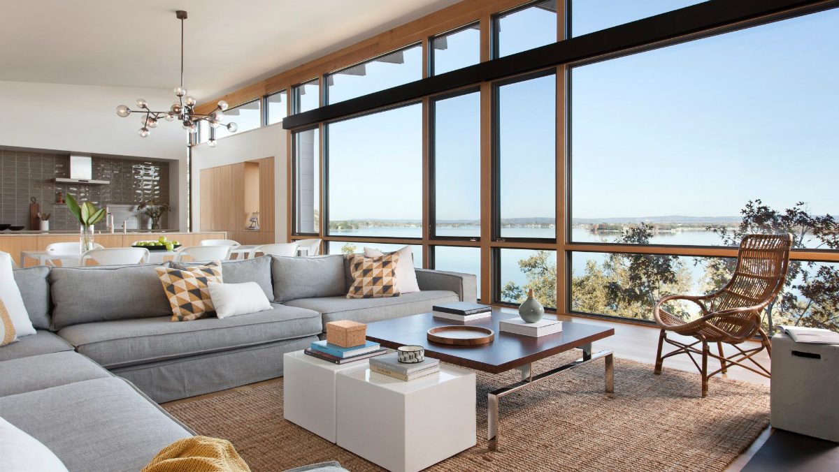 blue lake retreat livingroom1