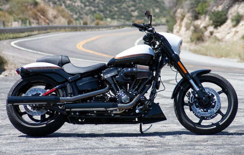 2016 CVO Pro Street Breakout